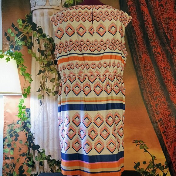 GUC: Jessica Howard Sze 22W Multicolor Geometric and Striped Sleeveless Dress - Picture 2 of 6